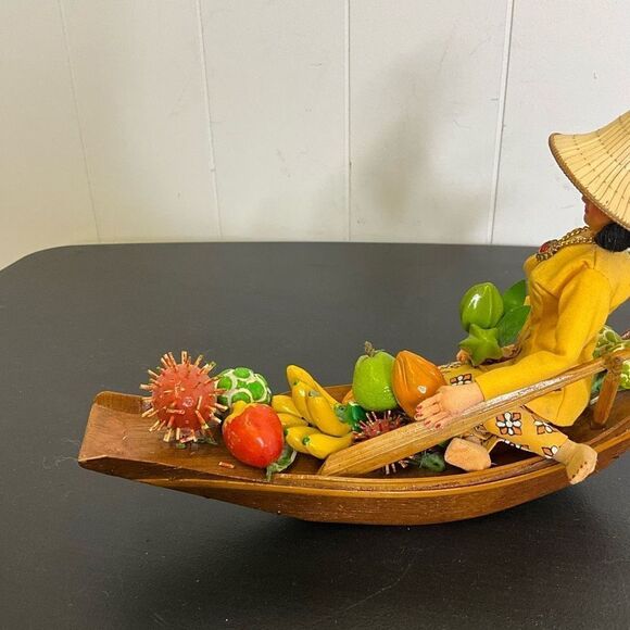 Vintage Wooden Polynesian Model Boat With Ethnic Woman Local Dress Hala Fruit - Picture 8 of 8